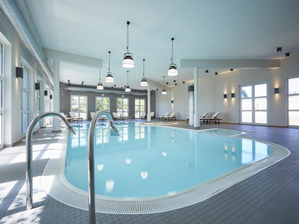 Reetland Am Meer - Premium Reetdachvilla Mit 3 Schlafzimmern, Sauna Und Kamin E05 Dranske Eksteriør billede